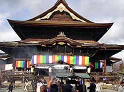 Zenko-ji temple